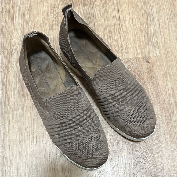ADRIENNE VITTADINI | Tan Sport Slip-on Sneaker - Picture 2 of 5